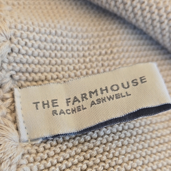 Sold - Picture 1 of 5